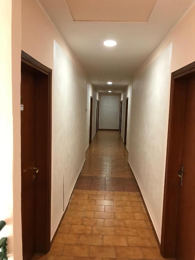 Hotel Amico Fritz Ливорно Экстерьер фото